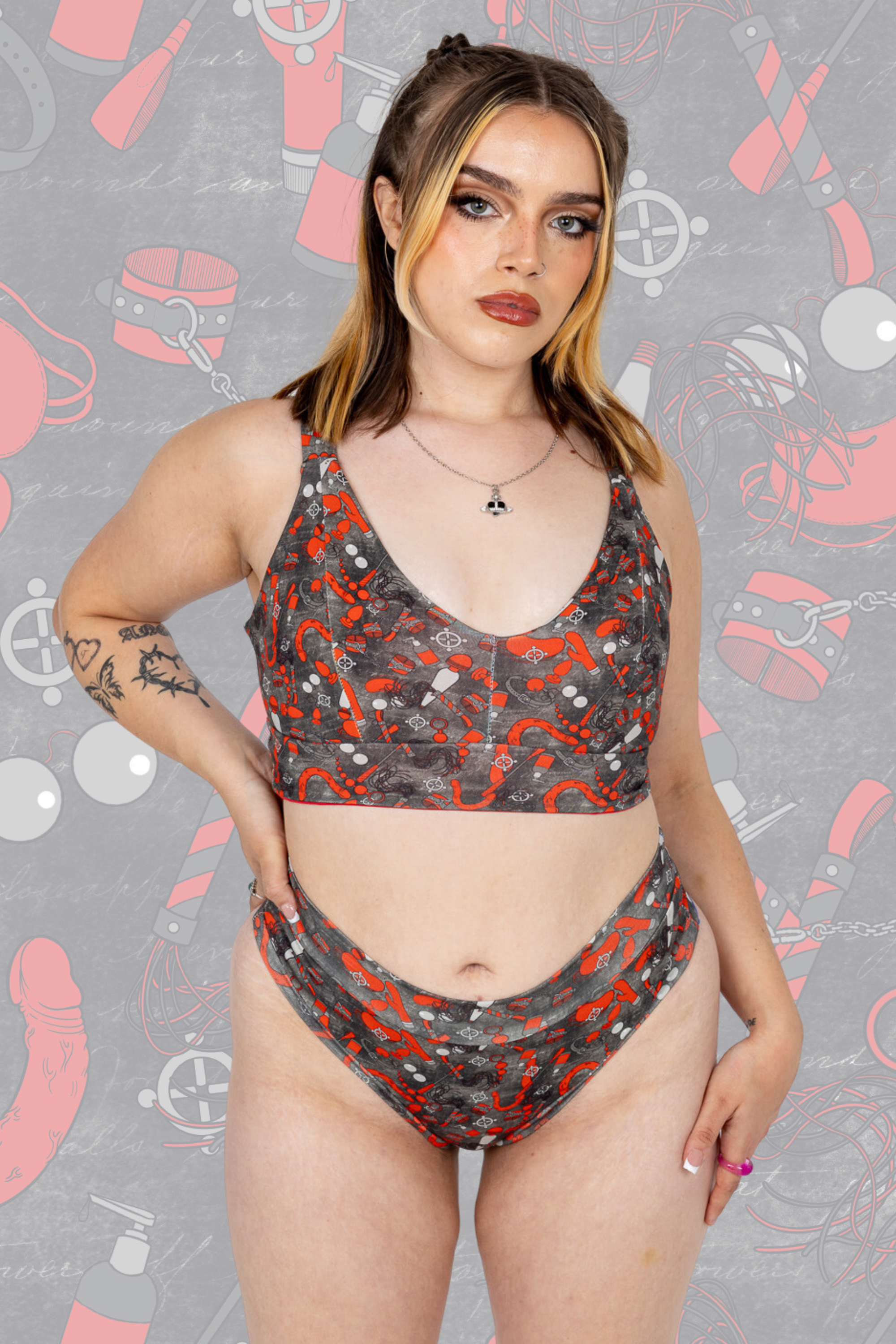 Wilde Mode Comfort Bra | Kinky Sex Toy Print | Organic Cotton